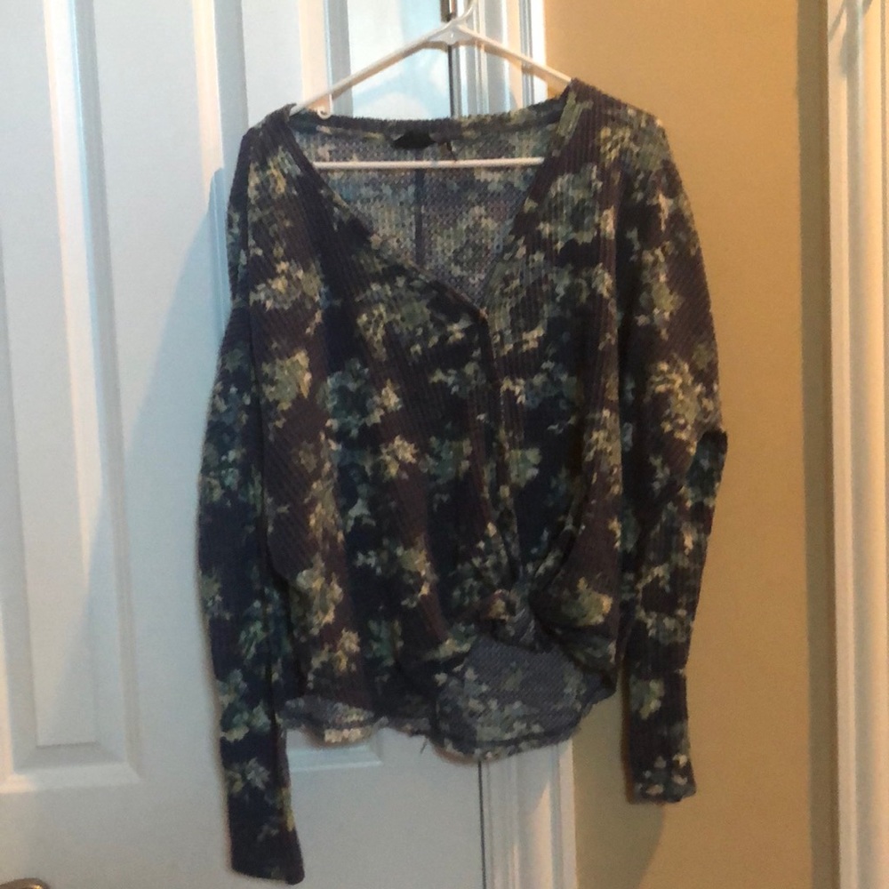 Tie Button Up Thermal